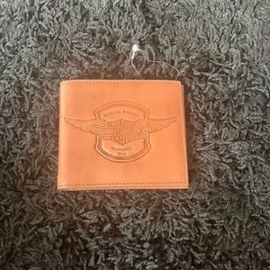 New Harley-Davidson oil can bi fold tan